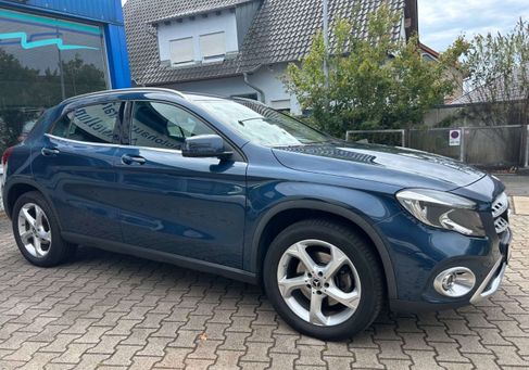 Mercedes-Benz GLA 220, 2019 3
