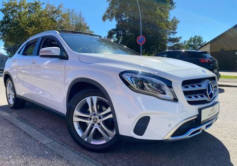 Mercedes-Benz GLA 180, 2019 3