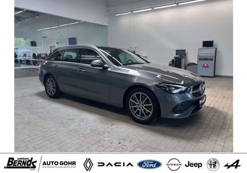 Mercedes-Benz C 200, 2022