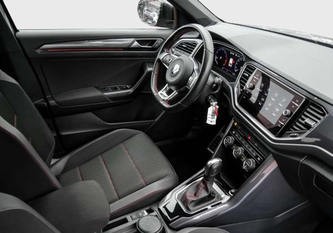 Volkswagen T-Roc, 2021