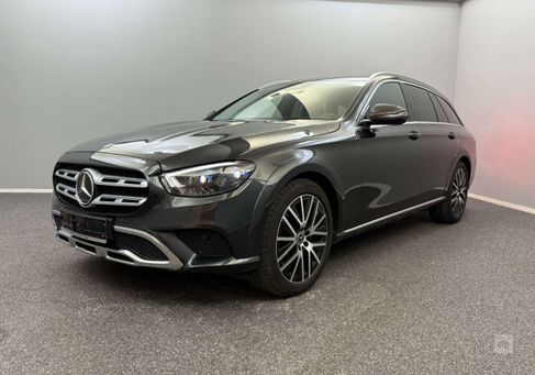 Mercedes-Benz E 200, 2020