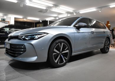 Volkswagen Passat Variant, 2025