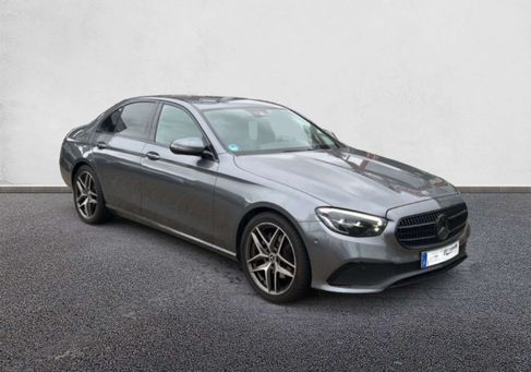 Mercedes-Benz E 200, 2021