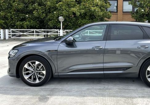 Audi e-tron, 2022