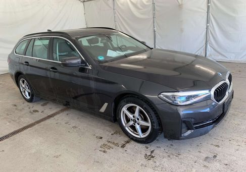 BMW 520, 2022