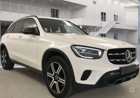 Mercedes-Benz GLC 200, 2021