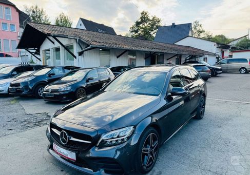 Mercedes-Benz C 300, 2021