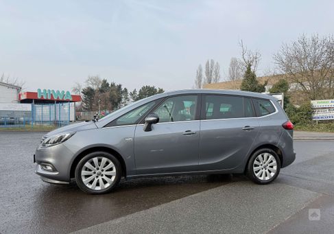 Opel Zafira Tourer, 2017