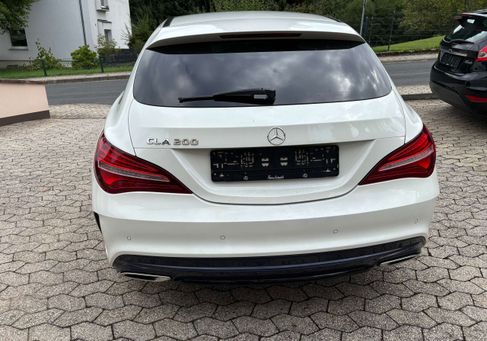 Mercedes-Benz CLA 200, 2018 3