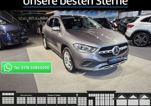 Mercedes-Benz GLA 180, 2022