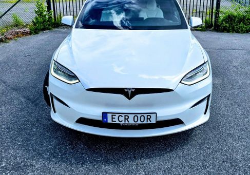 Tesla Model X, 2023
