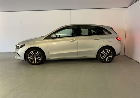 Mercedes-Benz B 250, 2022
