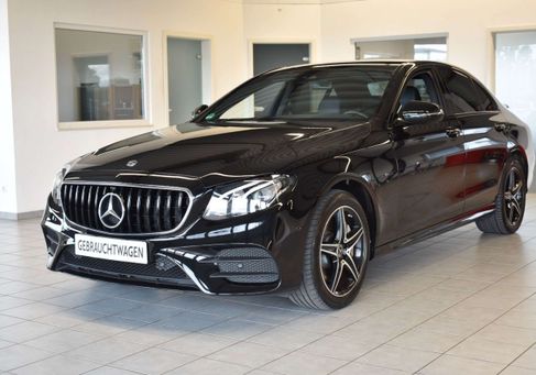 Mercedes-Benz E 300, 2020 3