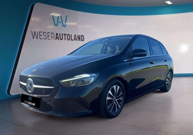 Mercedes-Benz B 180, 2023