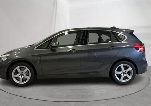 BMW 225 Active Tourer, 2018