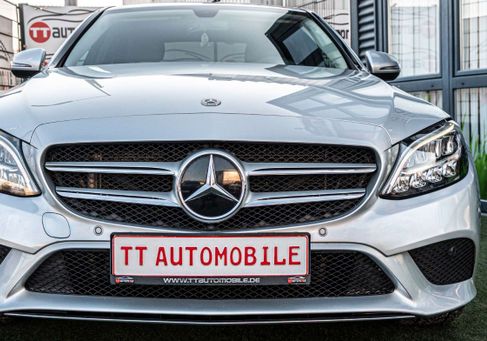 Mercedes-Benz C 300, 2021