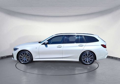 BMW 318, 2022