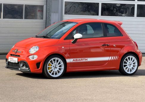 Abarth 695, 2023