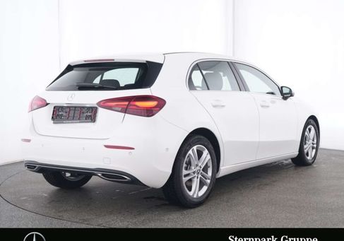 Mercedes-Benz A 180, 2025