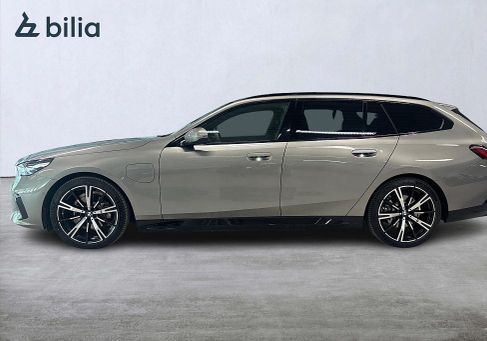 BMW 530, 2026 3