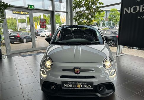Abarth 595C, 2022