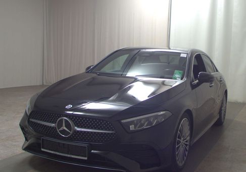 Mercedes-Benz A 200, 2023