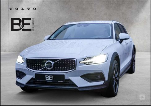 Volvo V60 Cross Country, 2019