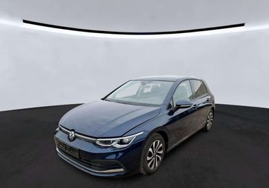 Volkswagen Golf, 2022