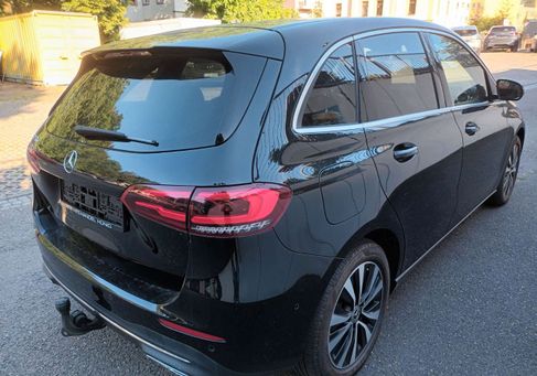 Mercedes-Benz B 250, 2021