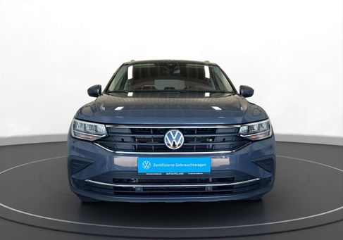 Volkswagen Tiguan, 2022 3
