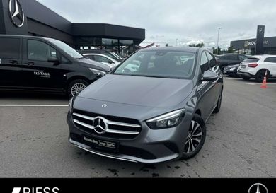 Mercedes-Benz B 180, 2022