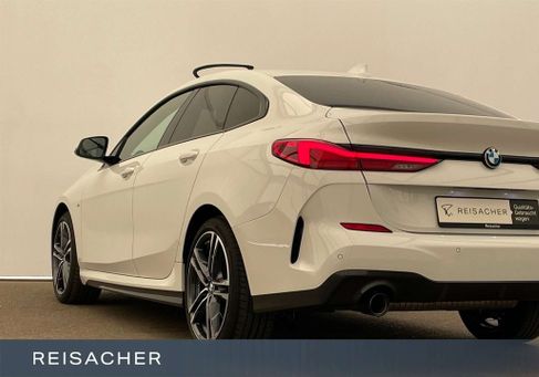 BMW 218, 2023 2