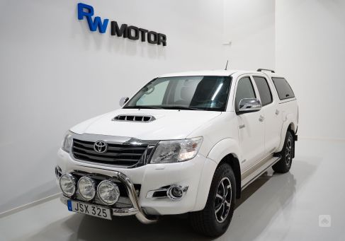Toyota Hilux, 2015