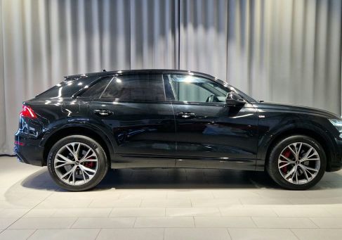 Audi Q8, 2022