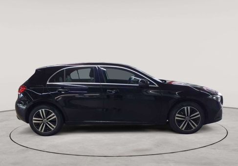 Mercedes-Benz A 250, 2021