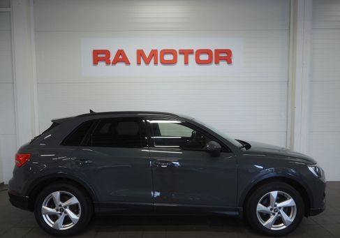 Audi Q3, 2022