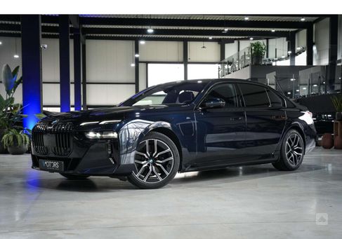 BMW 7 Serija, 2023
