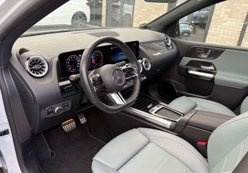 Mercedes-Benz B 200, 2024