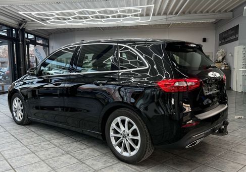 Mercedes-Benz B 180, 2019