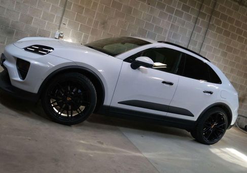 Porsche Macan, 2025