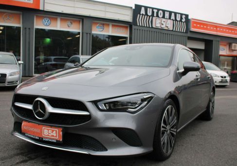 Mercedes-Benz CLA 220, 2022