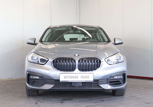 BMW 120, 2024