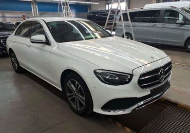 Mercedes-Benz E 220, 2022