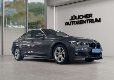 BMW 330, 2018