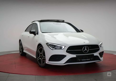 Mercedes-Benz CLA 200, 2021