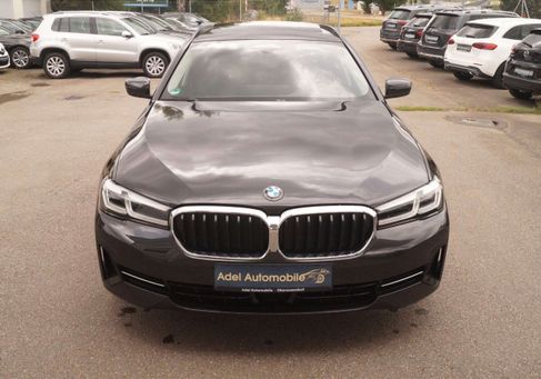 BMW 520, 2023 3
