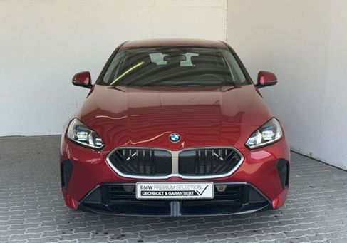 BMW 120, 2025