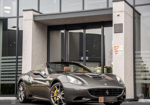 Ferrari California, 2010