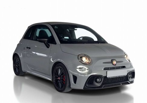 Abarth 695, 2022