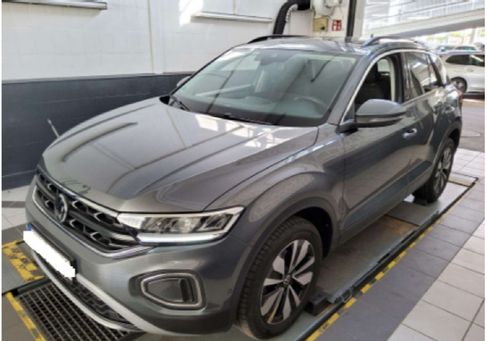 Volkswagen T-Roc, 2024